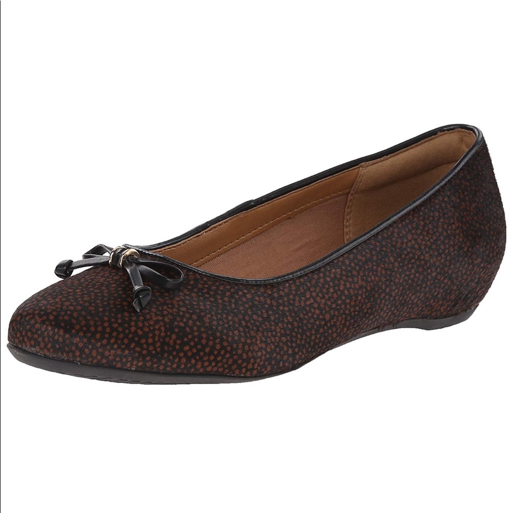 Clarks hidden wedge flats 8.5 hair calf leather